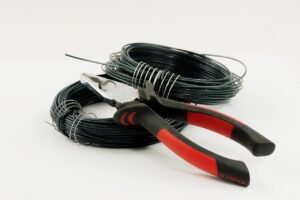 Il filo di rame per modellare i rami del bonsai: guida pratica per principianti